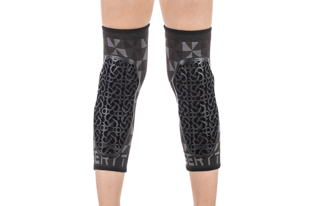 Youth FLOW Knee Protector